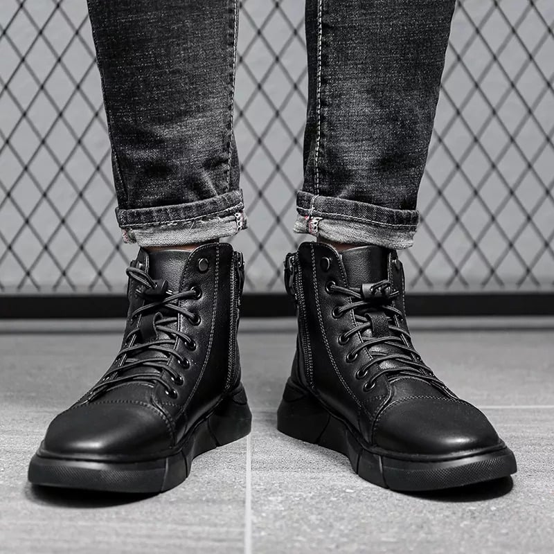 MEN BLACK LEATHER BOOTS