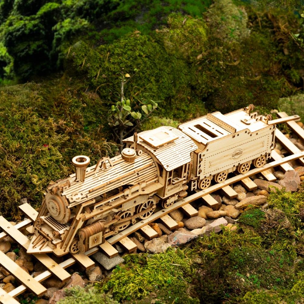 Super Wooden Mechanical Model Puzzle