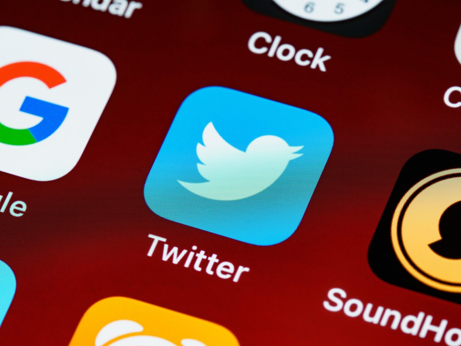 TWITTER ADDS PRODUCT DROPS FEATURE FOR BRANDS