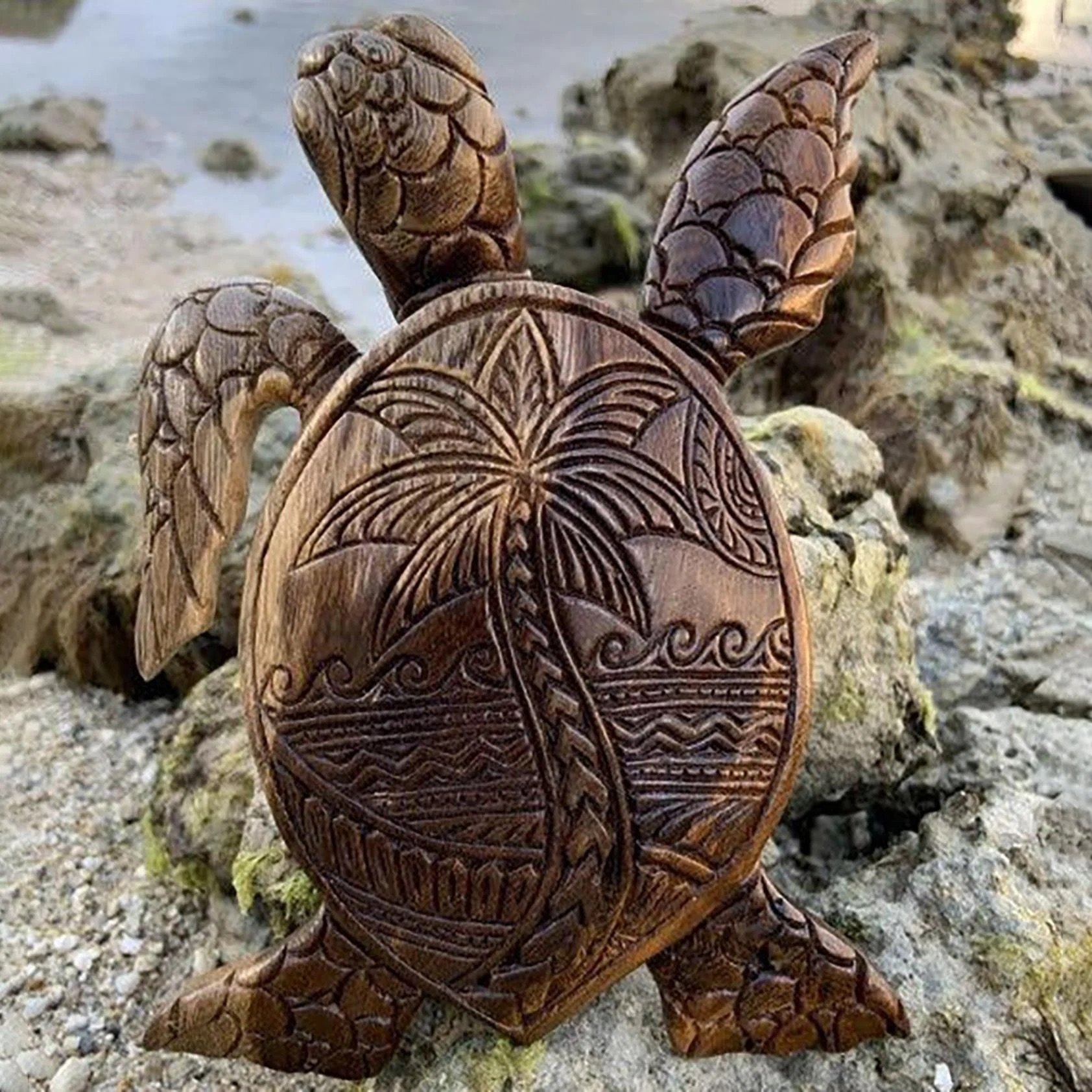 Hawaiian Turtle Woodcarving