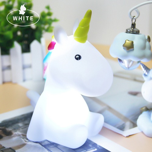 UNICORN FRIEND LAMP