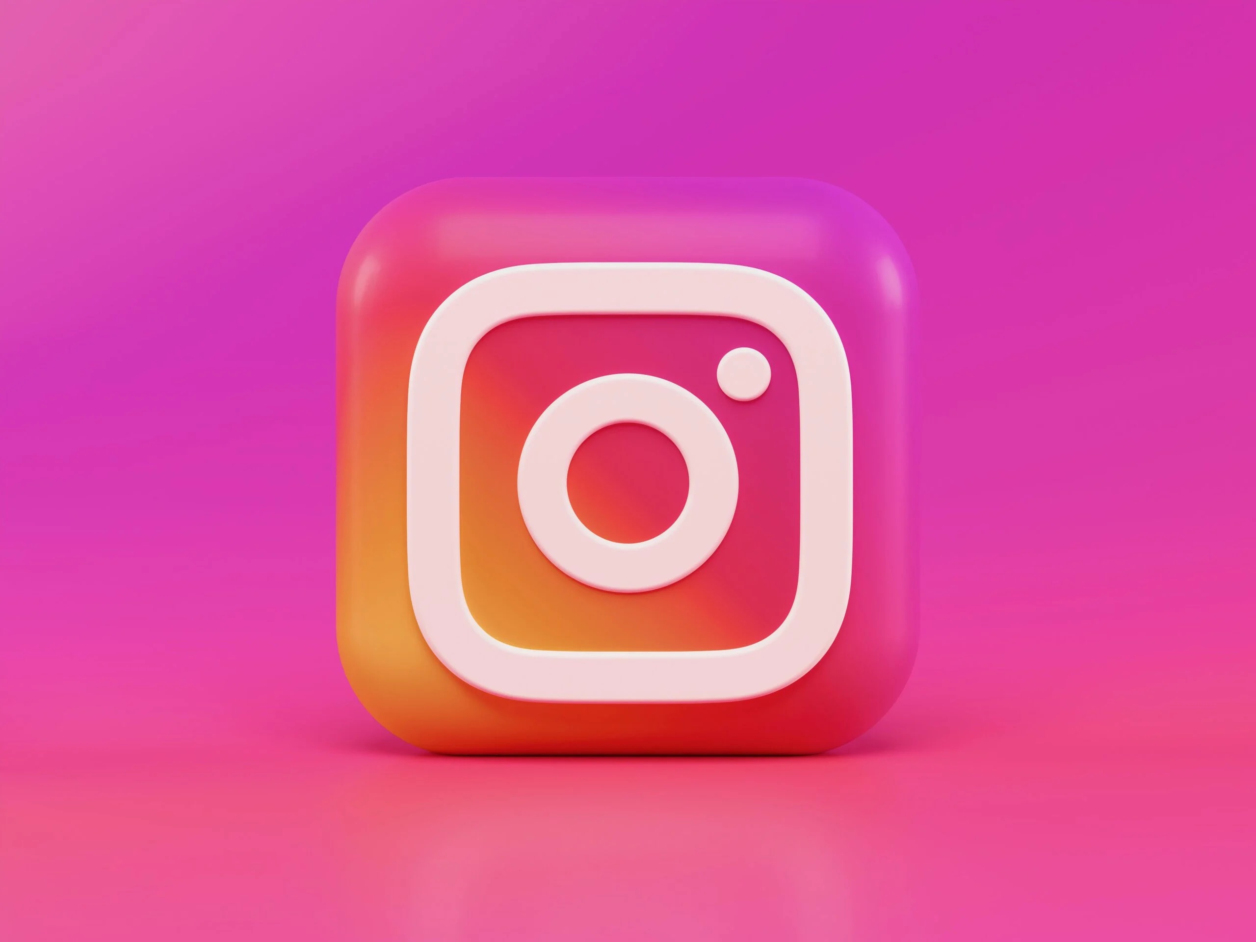 INSTAGRAM TO PUT ADS ON PROFILES AND EXPLORE PAGE