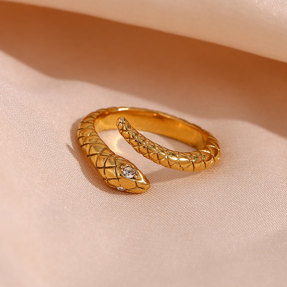Plaid snake ring