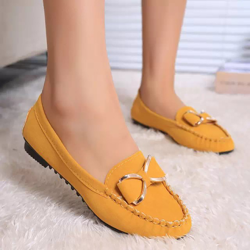 Flat bow shoes