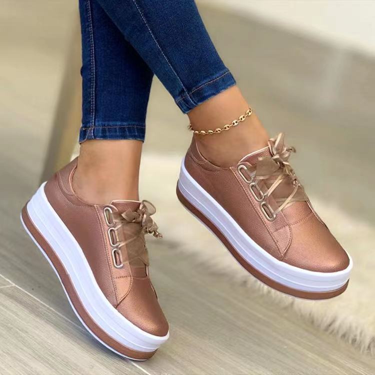 Round-headed ribbon leather shoes
