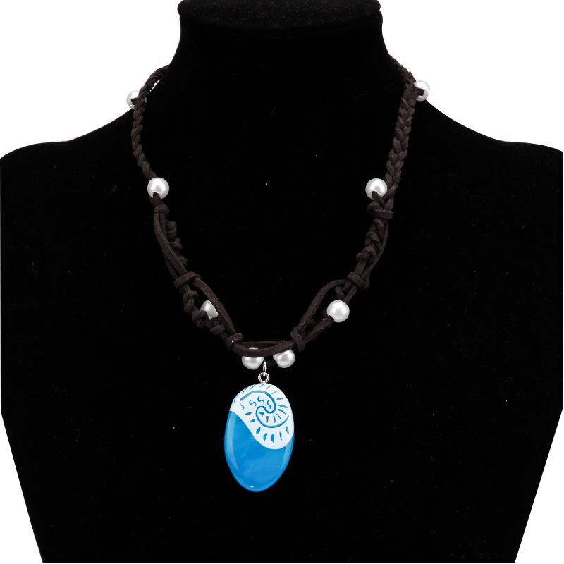 Cross-border hot-selling retro simple necklace Moana Princess Geometric Hollow Knot Necklace